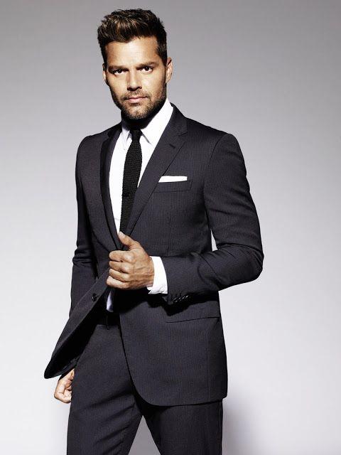 4319423638468173 RICKY MARTIN 2