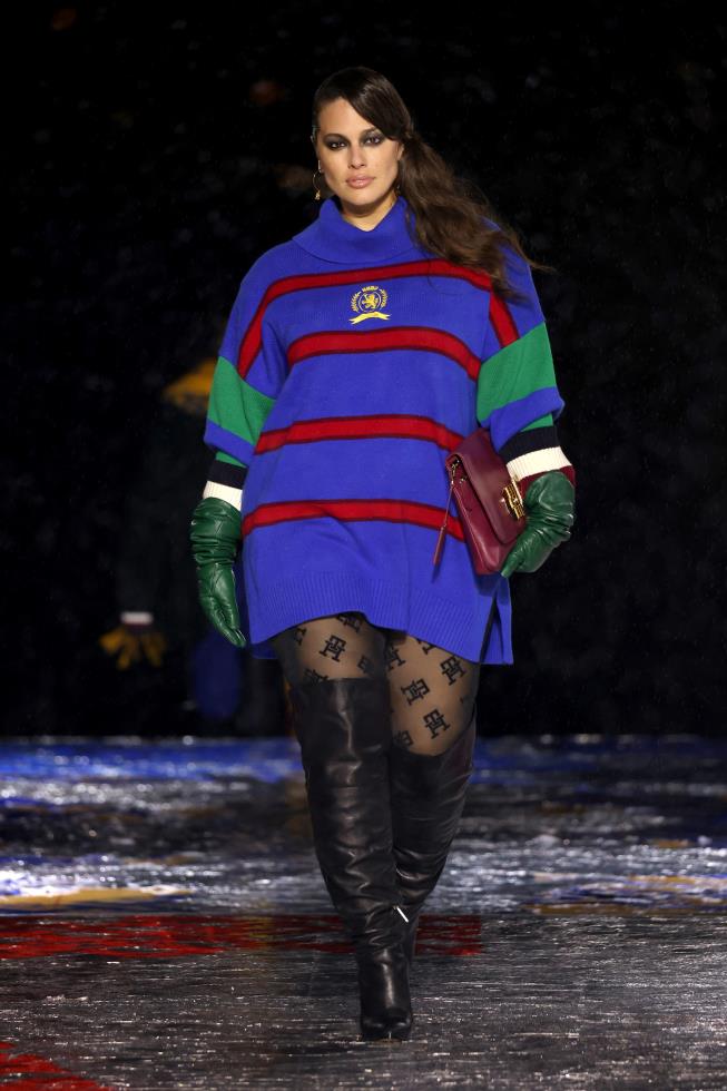 4323113011252498 TOMMYFACTORY FA22 Runway Look-04