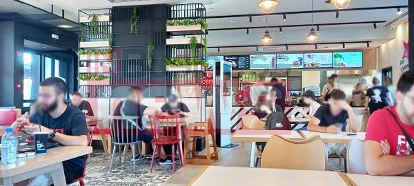 4322076643772998 0 8