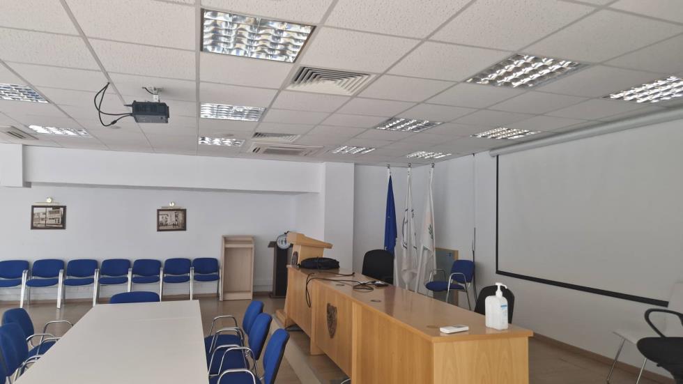 4335194305230892 aithousa