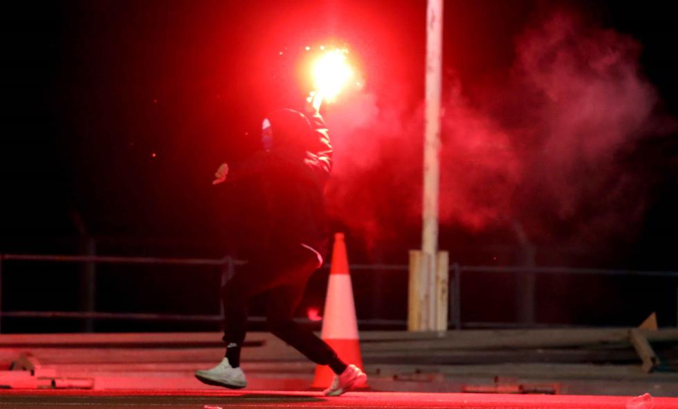 4363948446980961 NIC 8152