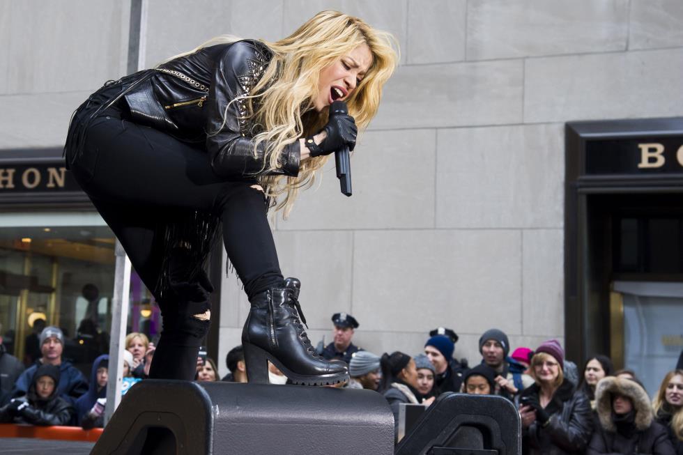 4379938980535214 Shakira-Peforms-On-The-Today-Show.JPEG-0a253