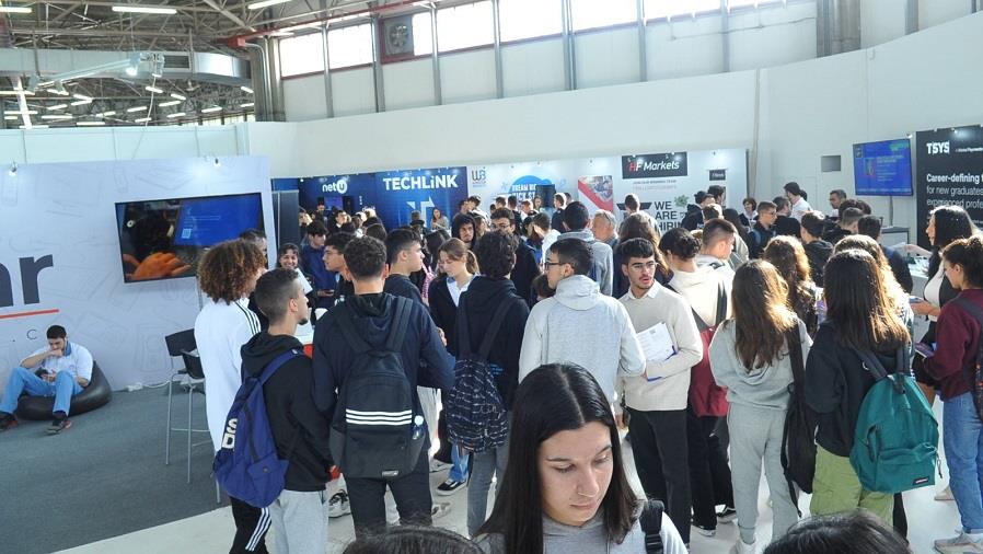 ΕΚΘΕΣΗ 21