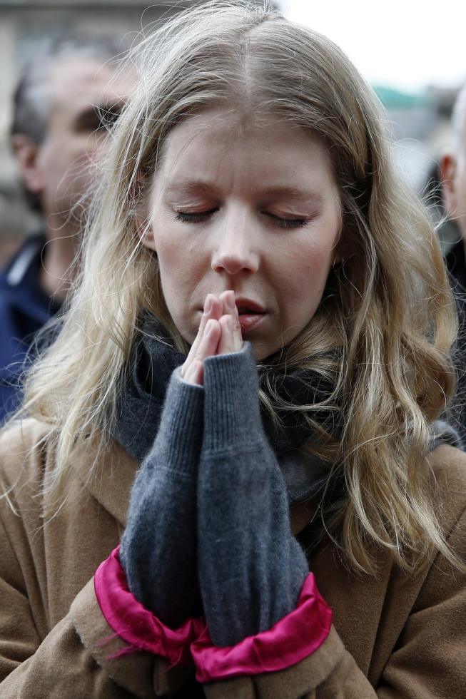Paris attacks aftermath 4