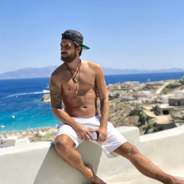 4424043682617889 image