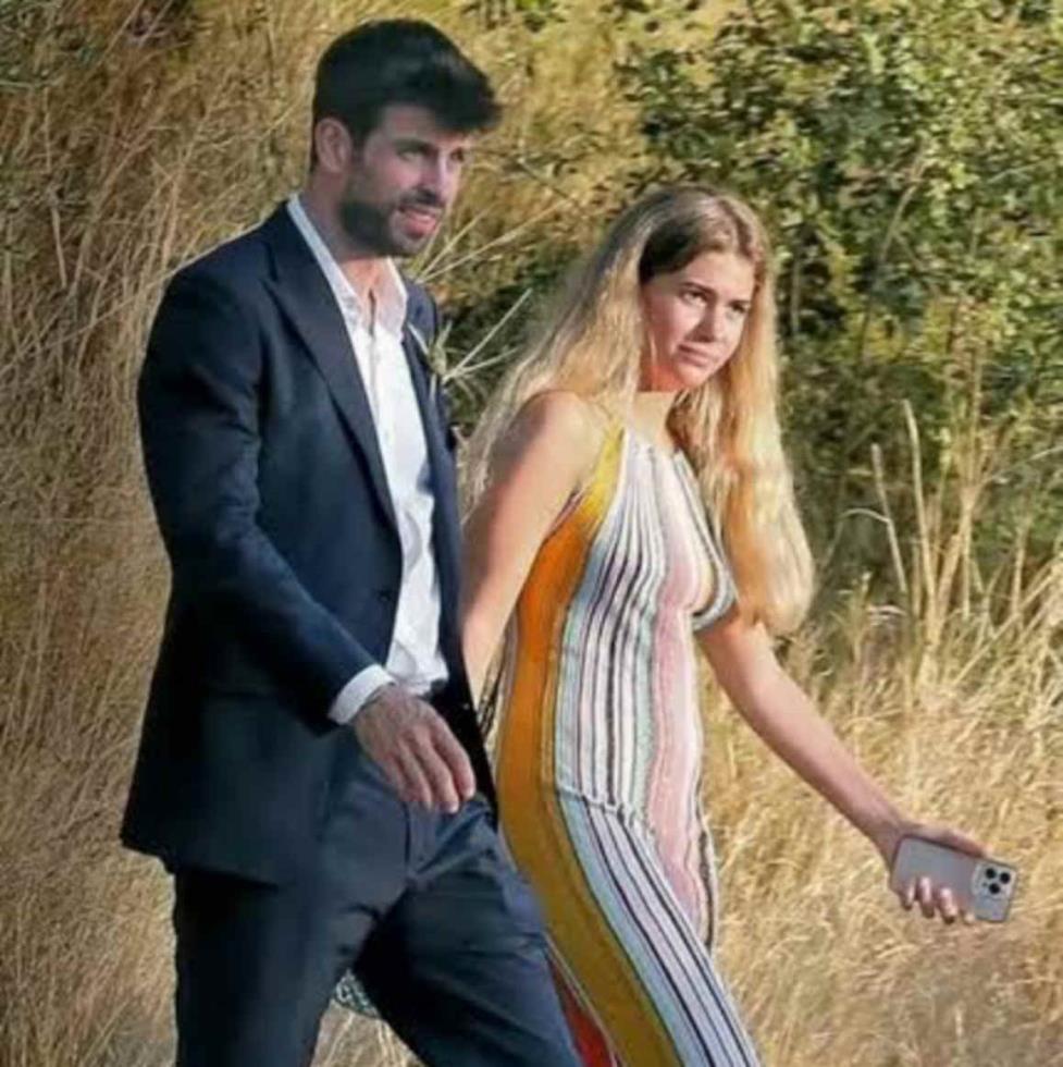 4428426572857534 Gerrard-Pique-Girlfriend