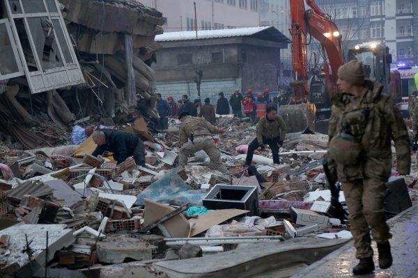 4449865702331449 2023-02-06T100831Z 1688151854 RC2J5Z98AWZ9 RTRMADP 5 TURKEY-QUAKE-600x400