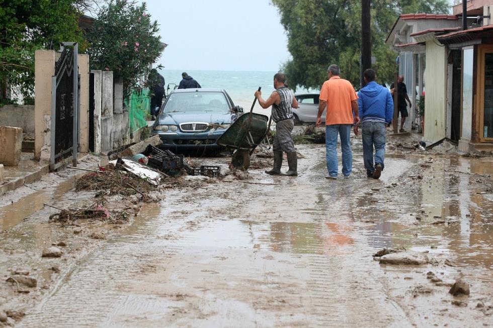 ΘΕΣΣΑΛΟΝΙΚΗ ΠΛΗΜΜΥΡΕΣ ΑΓΙΑ ΤΡΙΑΔΑ 7