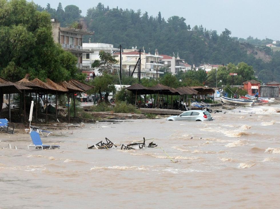 ΠΛΗΜΜΥΡΕΣ 12