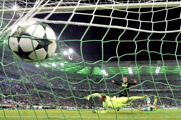 CHAMPIONS LEAGUE / 2c AAUIEOOEEC