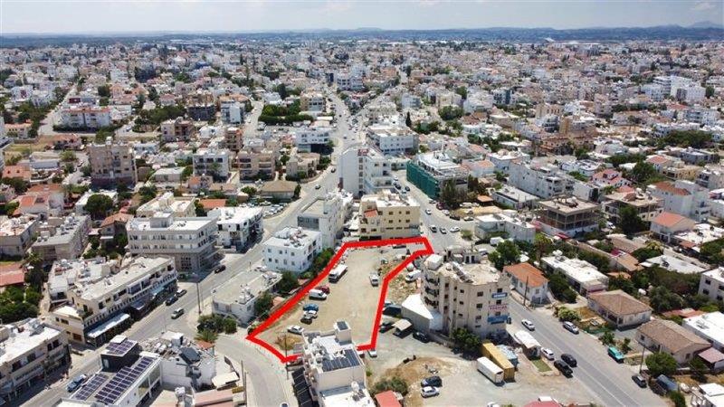 5223321366342545 Emporiko temakhio sto Strobolo Leukosia Epiph.width-800
