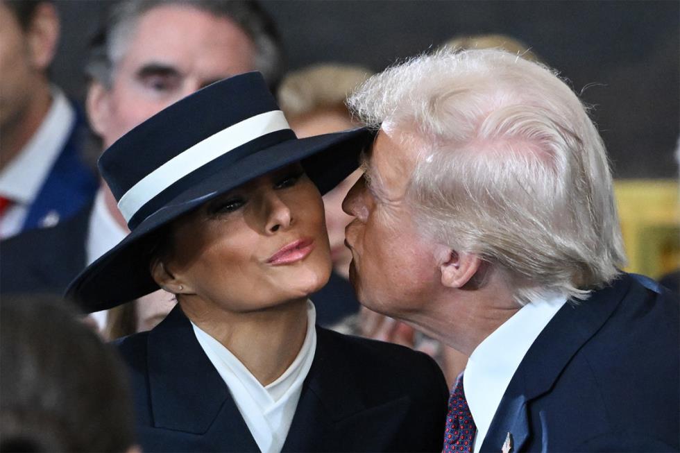 5239848625052602 melania-trump-3