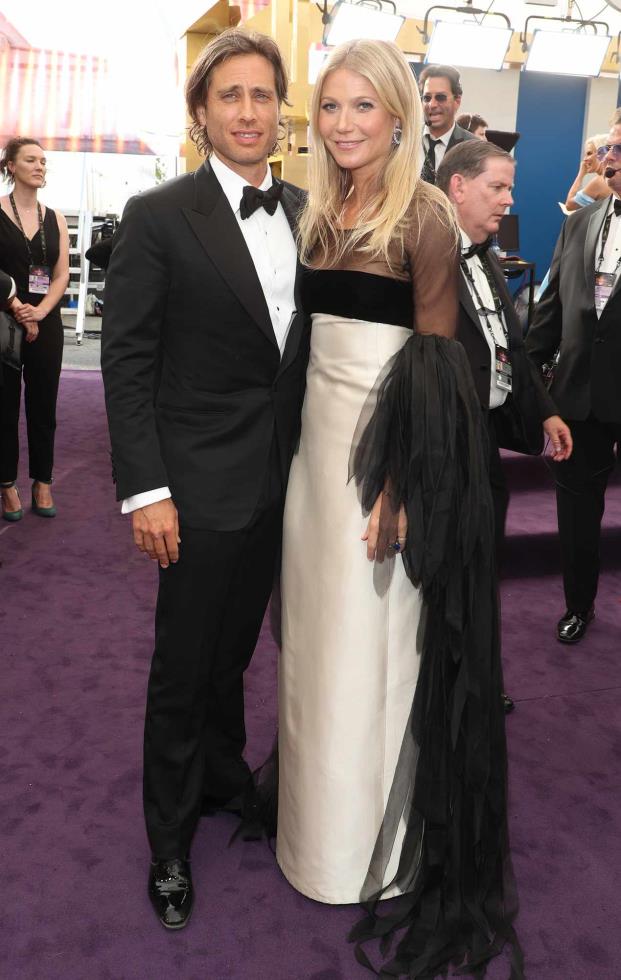 5265563455001572 gwyneth-paltrow-brad-falchuk-2-518545966bb8489f81261d5654d3308d