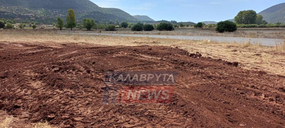 Άκαρπες οι έρευνες για το άγαλμα που προσπάθησε να πουλήσει ο ηγούμενος στα Καλάβρυτα Άκαρπες οι έρευνες για το άγαλμα που προσπάθησε να πουλήσει ο ηγούμενος στα Καλάβρυτα