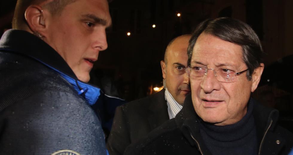 μον 1