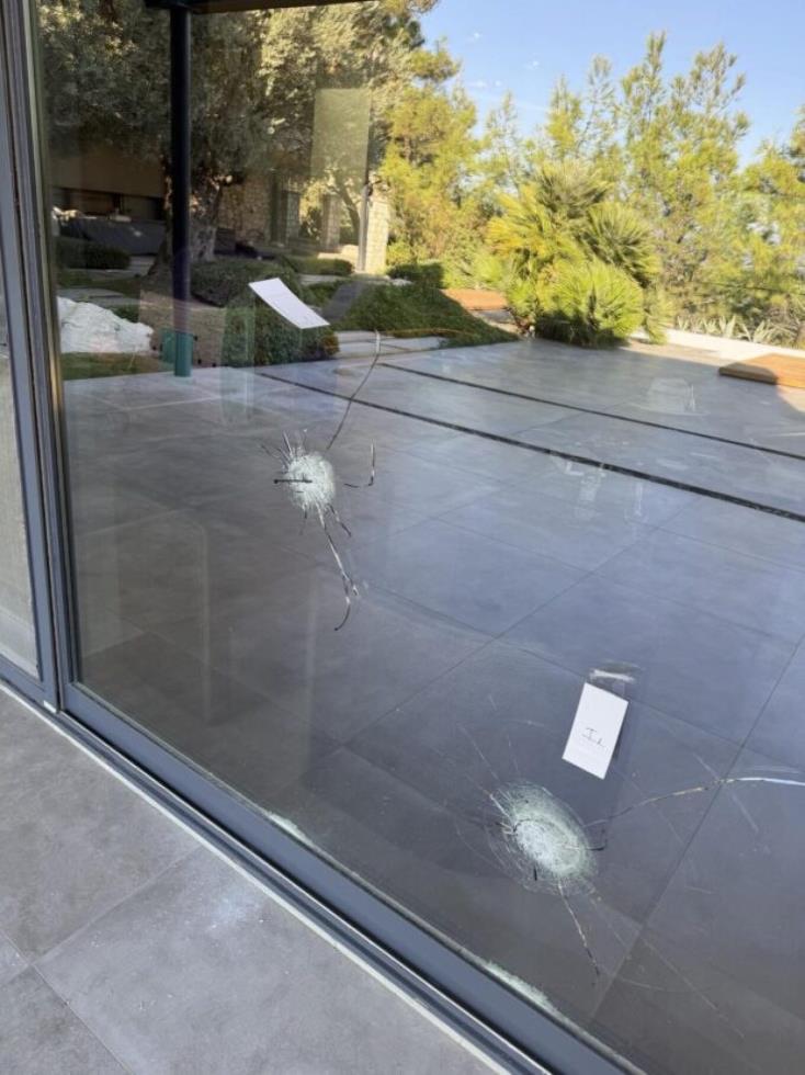 5322909475909615 image