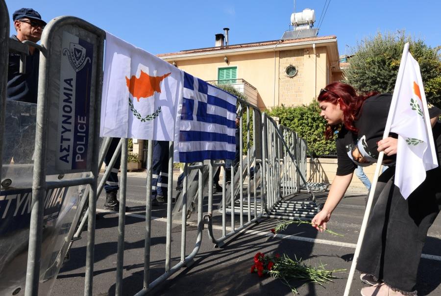 5326193377893779 DOC.20251117.9405300.01USA03