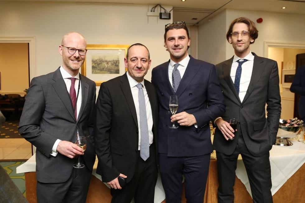 5328800589206880 ΔΕΙΠΝΟ FACE-ESFAM 1