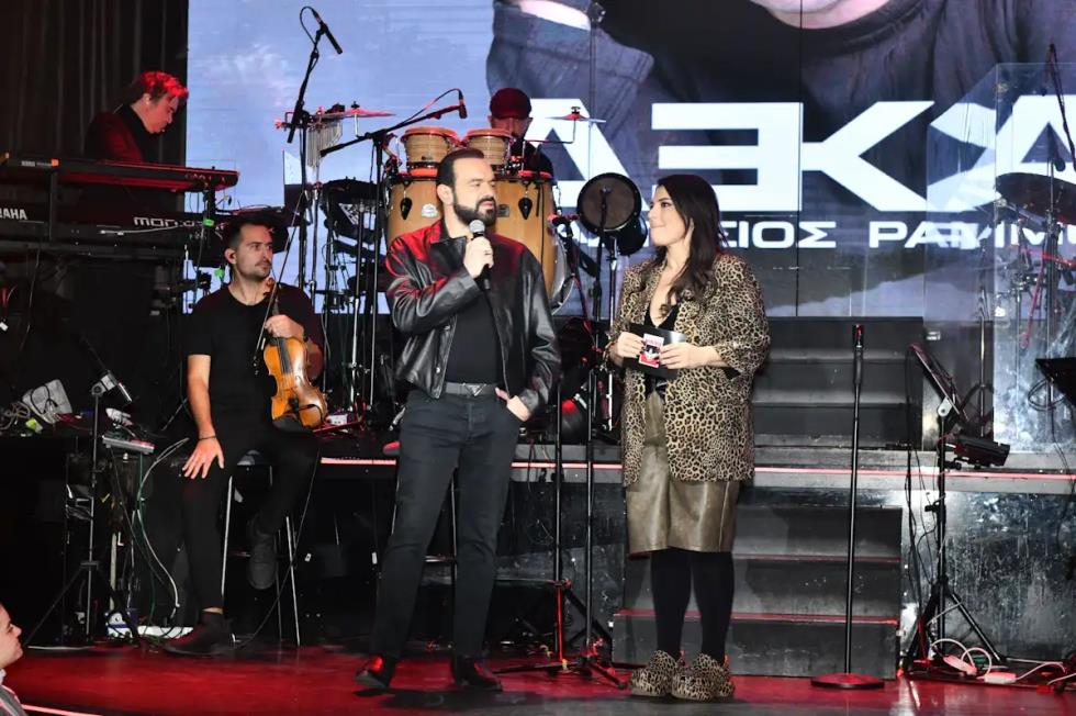 5339996878609676 image