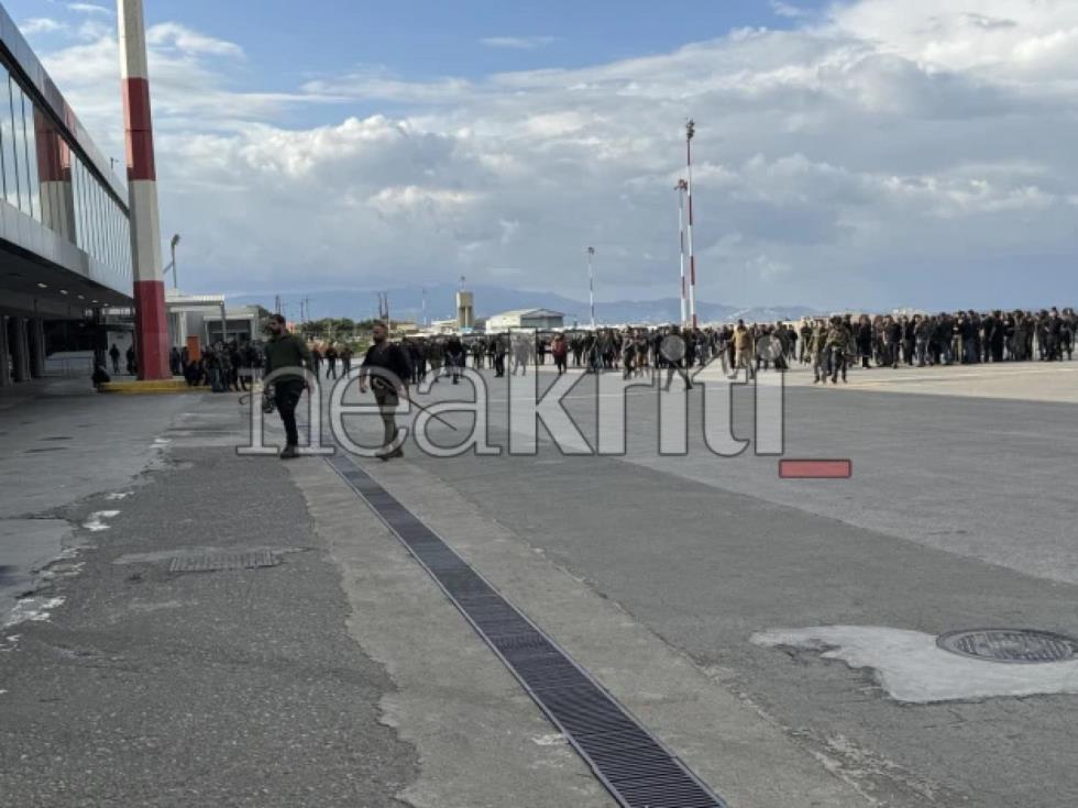 Αγρότες εισέβαλαν στο αεροδρόμιο Ηρακλείου, κλειστό μέχρι νεοτέρας-Σοβαρά επεισόδια και στα Χανιά με πετροπόλεμο και χημικά