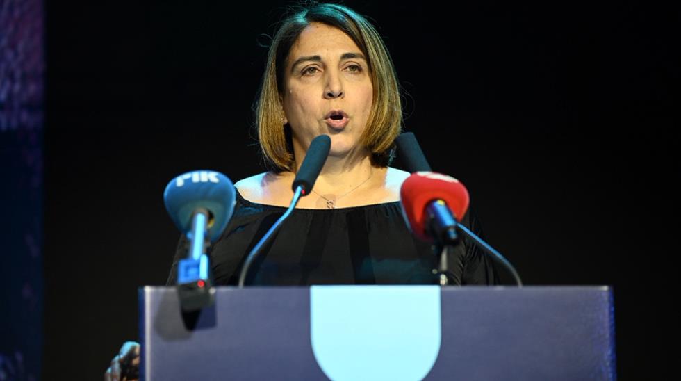 KEBE AWARDS IRENE PIKI3