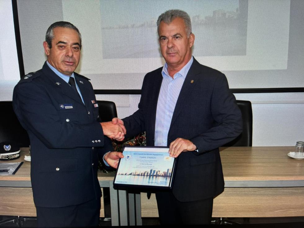 5362654727739467 606603323 1537610493959257 9156528494304675146 n