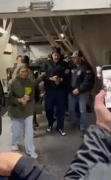 5367803463580237 image