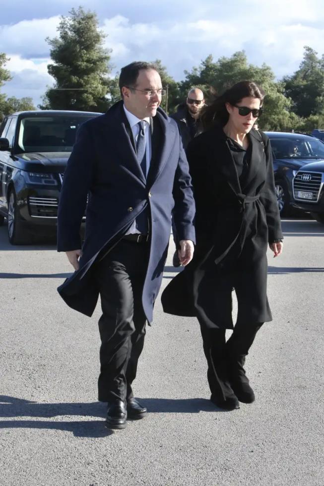 5371030955813035 image