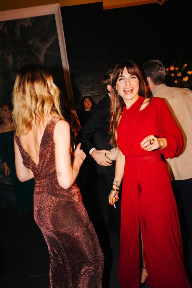 5371825620830657 image