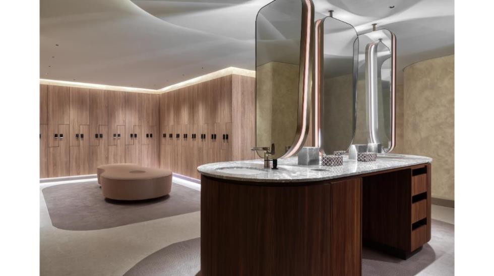 5371994726926760 AK LCANL Gym Changing Room LR