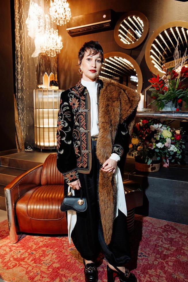 5375242203738046 image