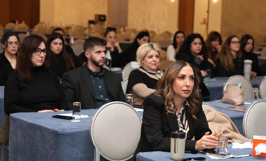 5382268403560323 people2