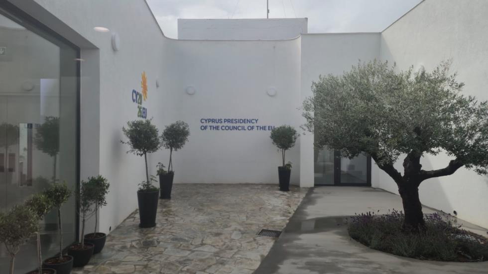 5396254634178668 WhatsApp Image 2026-02-06 at 15.47.48