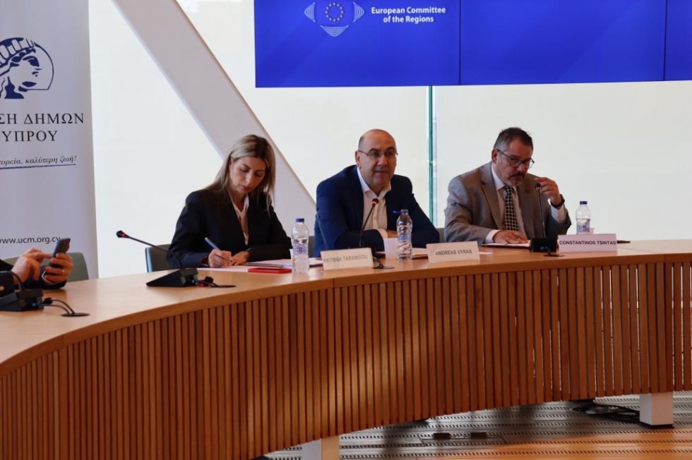 5399456410745212 διαλογος-2-1030x686