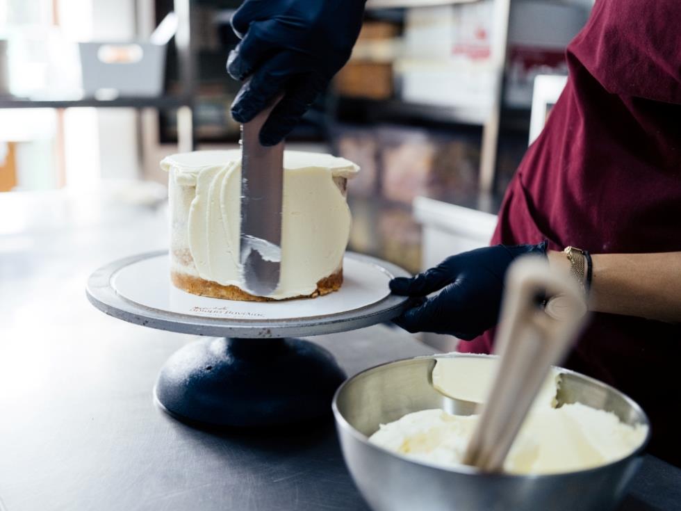 5404790185763289 MF SmallandMediumBusinesses SR 025