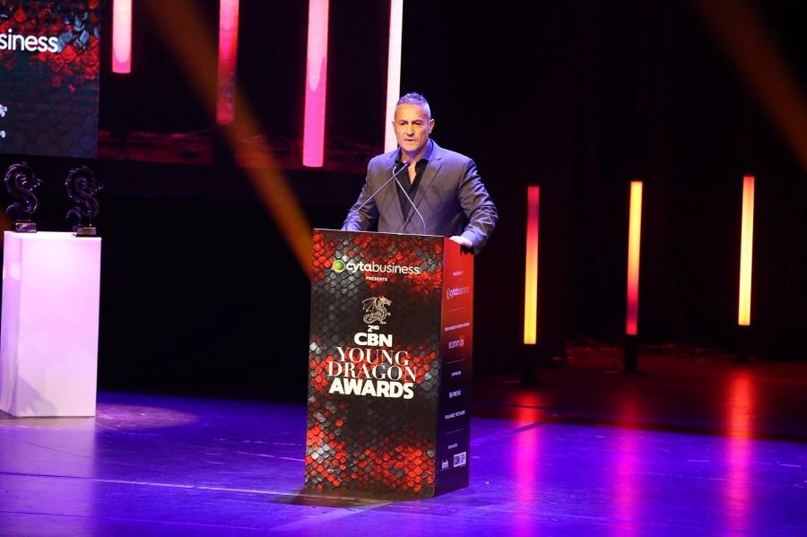 5407701356196676 john1