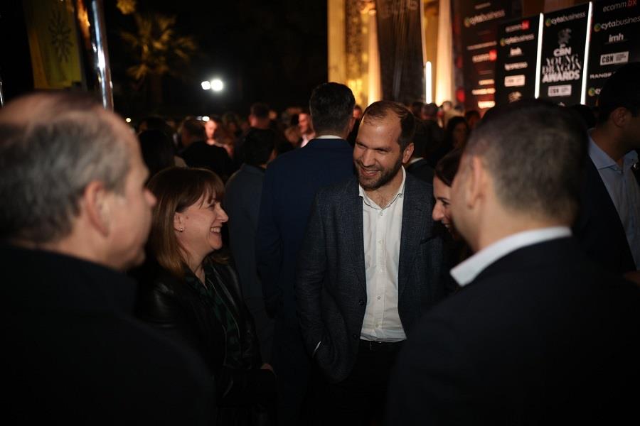 5407705216197764 people21