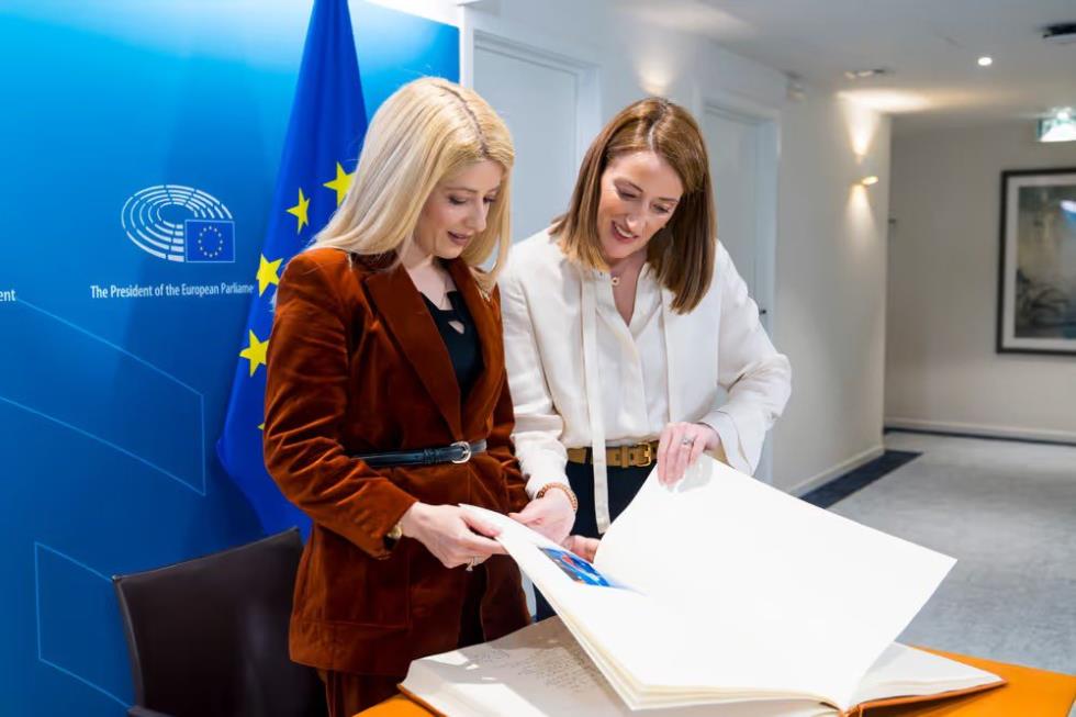 5411541737877863 image