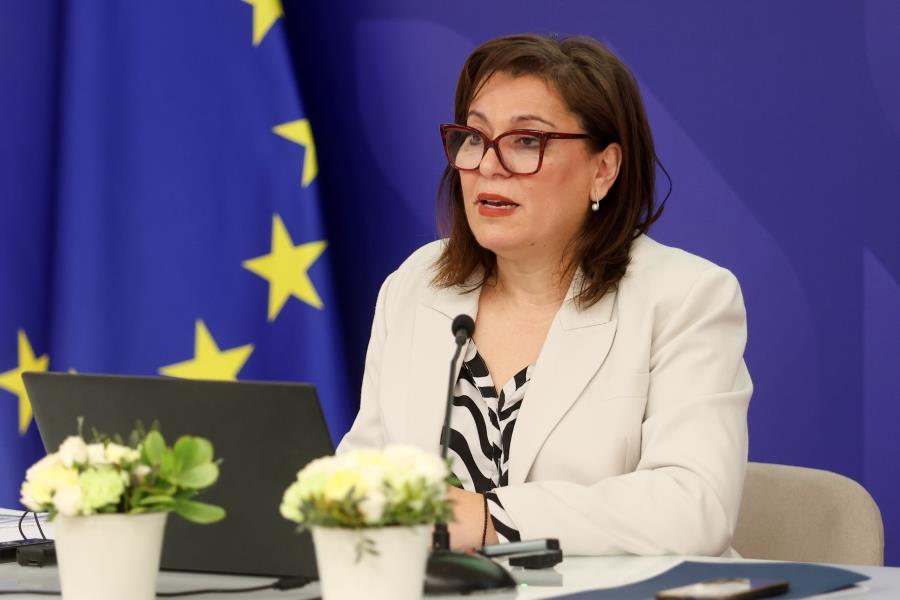 5425536433081801 E39A5595 (1)