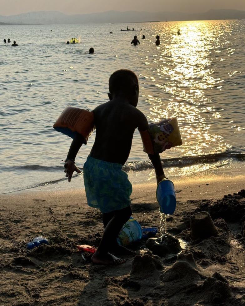 5429698875756725 image