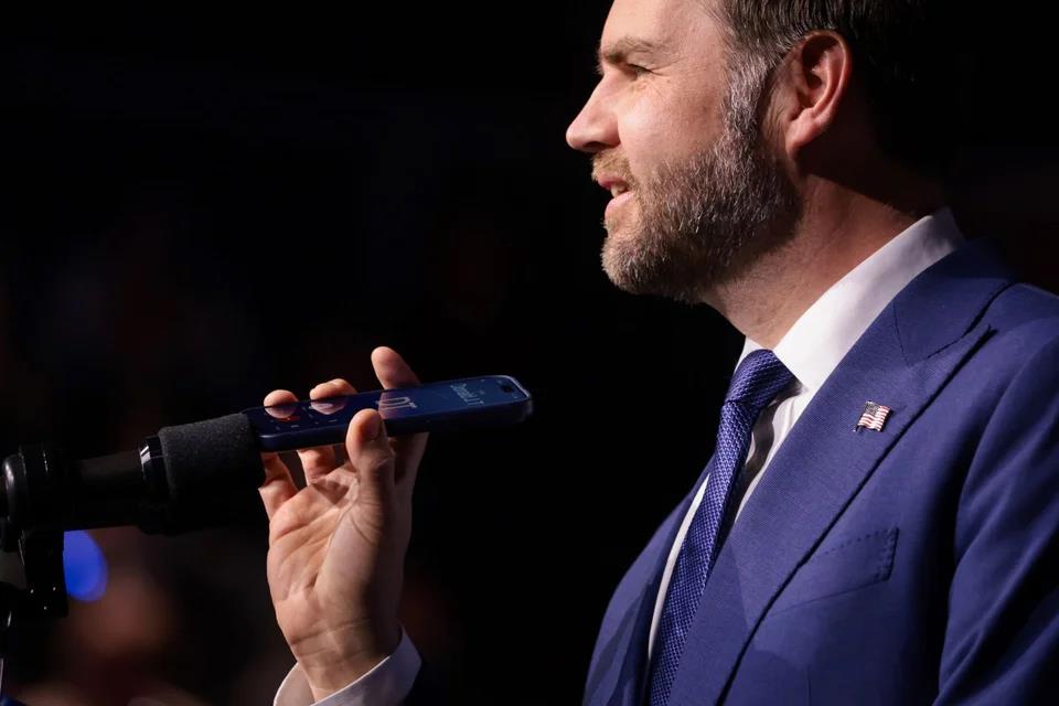 5448277408856230 image