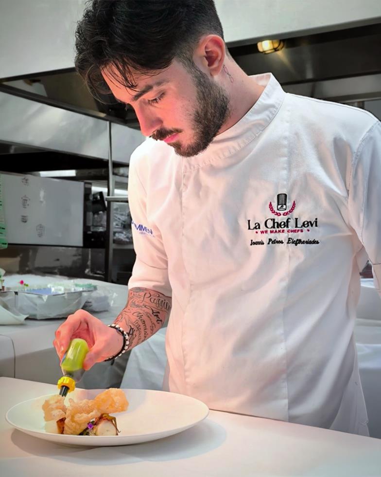 5492040473258831 3. LA CHEF LEVI