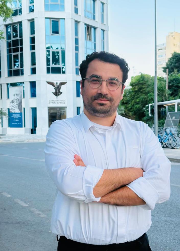 5586182716966773 PETROS PAPADOPOULOS
