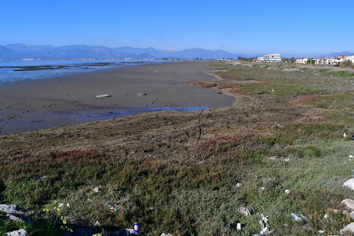 ΕΝΑ ΜΟΝΑΔΙΚΟ ΦΑΙΝΟΜΕΝΟ ΣΤΟ ΝΑΥΠΛΙΟ «ΕΞΑΦΑΝΙΣΤΗΚΕ» Η ΘΑΛΑΣΣΑ ΛΟΓΩ ΤΟΥ ΦΑΙΝΟΜΕΝΟΥ ΤΗΣ ΑΜΠΩΤΗΣ