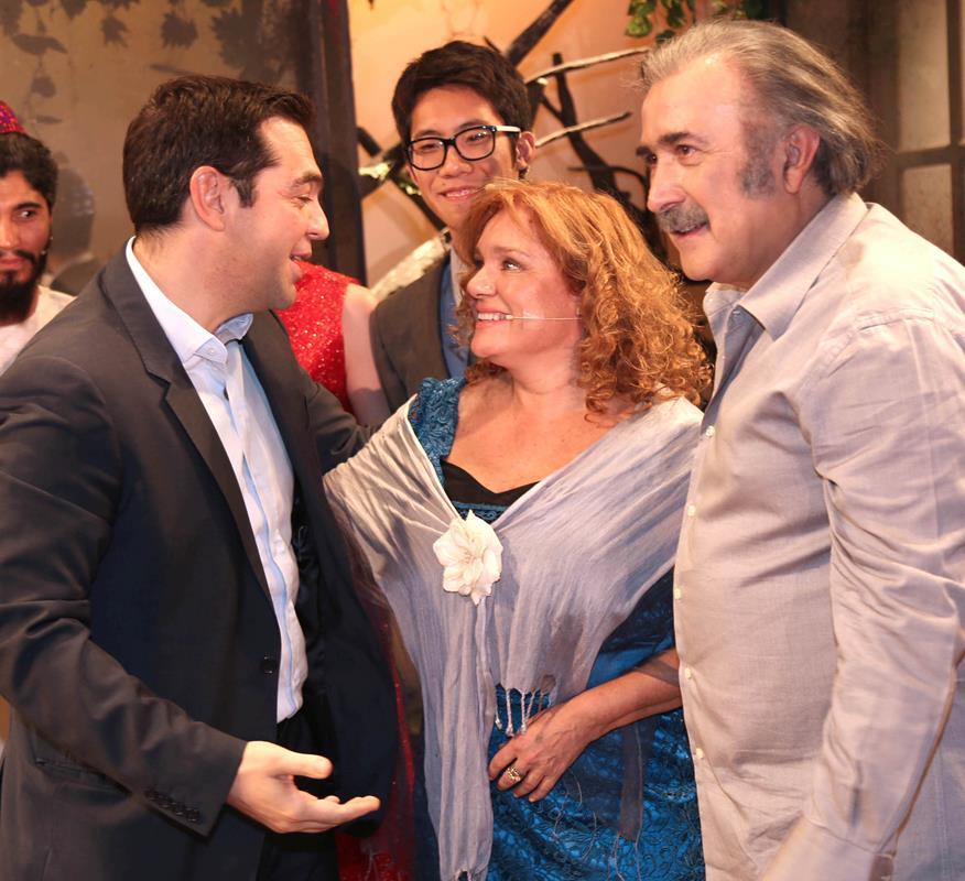 Τα συχαρητήρια του Αλέξη Τσίπρα στους συντελεστές της παράστασης