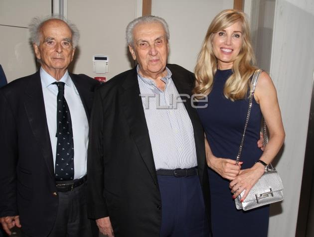 Δημήτρη Κοντομηνά