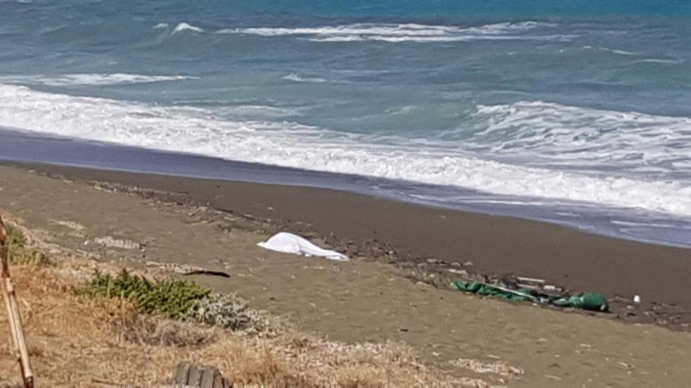 ΕΝΤΟΠΙΣΤΗΚΕ ΤΟ ΠΤΩΜΑ ΤΟΥ Ν.ΣΙΑΦΚΑΛΗ ΣΤΗΝ ΠΑΡΑΛΙΑ ΤΗΣ ΑΓΙΑΣ ΜΑΡΙΝΑΣ ΧΡΥΣΟΧΟΥΣ