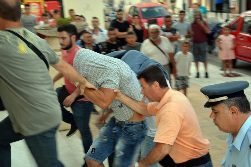 ΖΑΚΥΝΘΟΣ ΕΙΣΑΓΓΕΛΕΑΣ ΚΑΤΗΓΟΡΟΥΜΕΝΟΙ ΓΙΑ ΤΟΝ ΘΑΝΑΤΟ ΑΜΕΡΙΚΑΝΟΥ ΤΟΥΡΙΣΤΑ