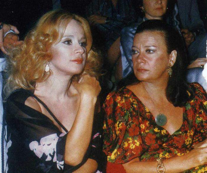ΑΛΙΚΗ ΒΙΟΥΓΙΟΥΚΛΑΚΗ ΤΖΕΝΗ ΚΑΡΕΖΗ