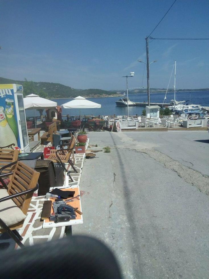 ΚΑΡΟΛΟΣ ΚΑΜΙΛΑ